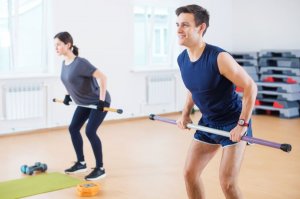 バーベルを持つ人