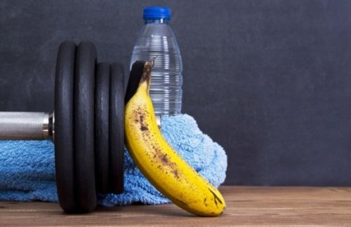 激しい運動の後に！バナナの素晴らしい効果について