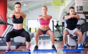 スクワットをする時によく見られる6つの間違いとは?