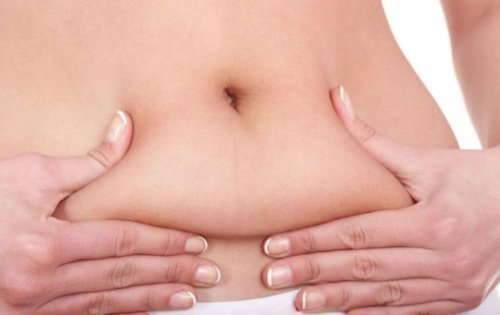 腹部のむくみ 体液貯留 解消 脚 腹部