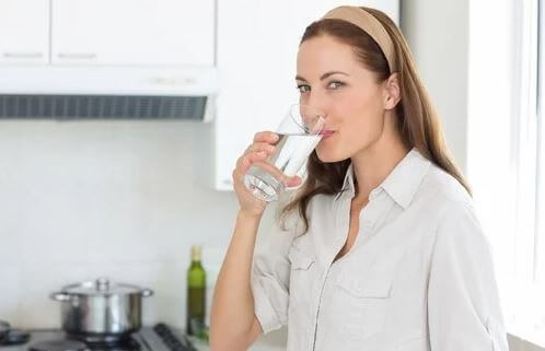 水 水道水 賛否両論