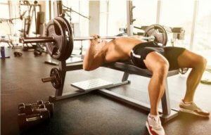 ベンチプレスのテクニックと効果