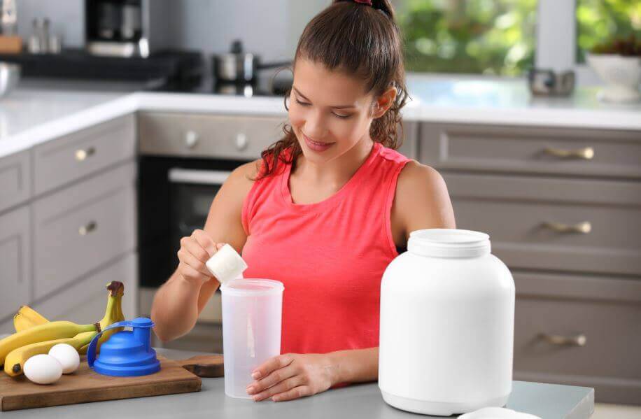 栄養補助食品であるプロテインシェイク