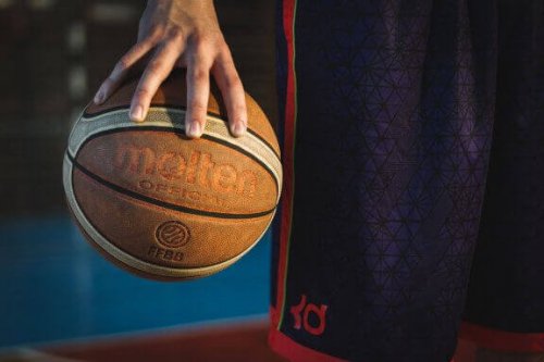 バスケットボール界の歴史：史上最高の選手は誰？