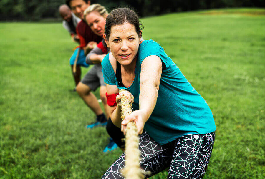 筋力の強さが不可欠なスポーツ4選 綱引き