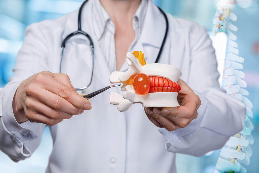 椎間板ヘルニアの予防に役立つアドバイス 姿勢と動き