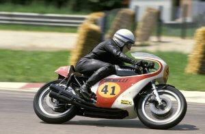 ジョン・サーティース:MotoGPとF1チャンピオン