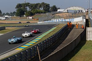 1955年に起きたル・マン24時間レースの悲劇