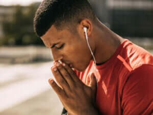 柔軟な考え方を持つことの利点とは? 集中する選手