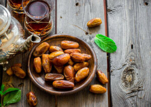 含まれているカロリーが高い果物はどれ?